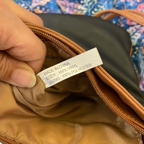 Koltov Concealed Carry crossbody bag - Picture 6 of 7